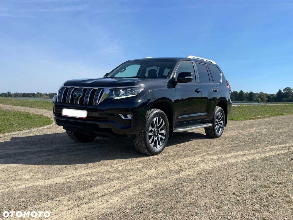 Toyota Land Cruiser - 1