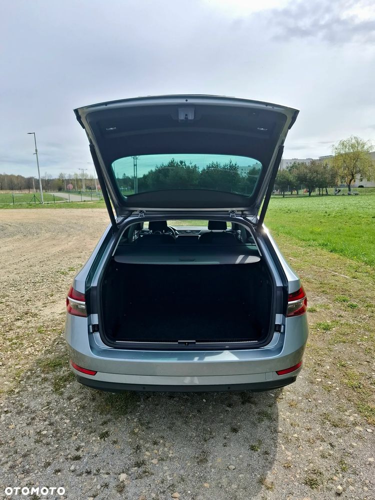 Skoda Superb 2.0 TDI Ambition DSG7 - 5