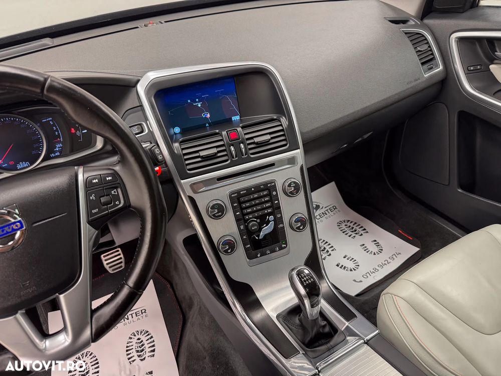 Volvo XC 60 D3 Ocean Race - 28