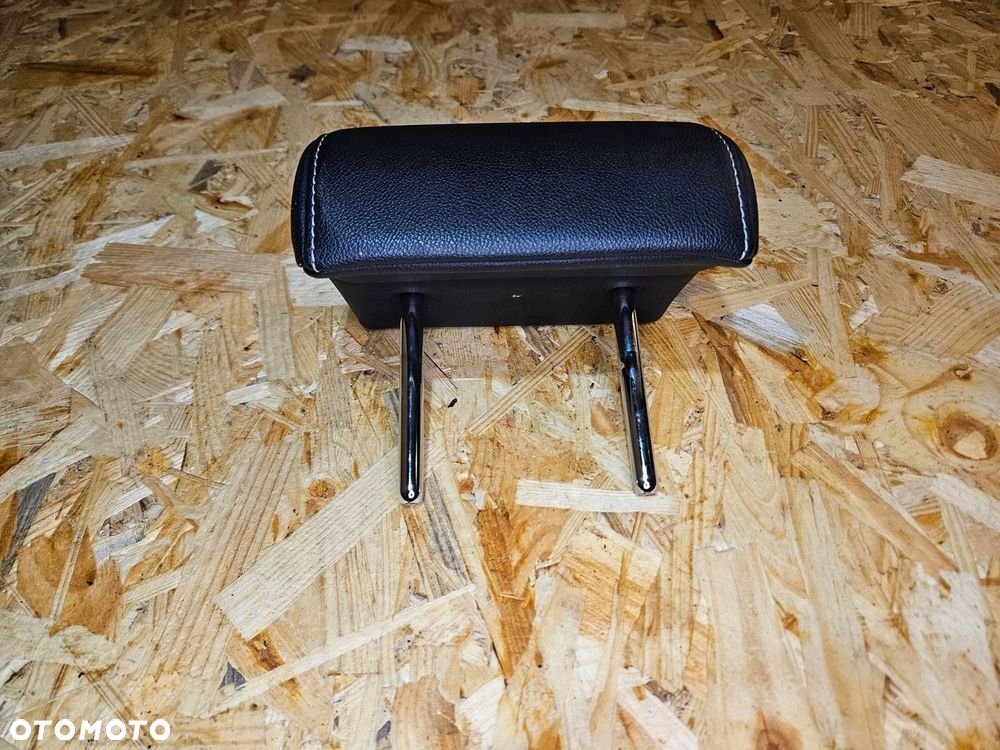 Toyota AURIS II zagłówek skórzany tylny tył środkowy - 3