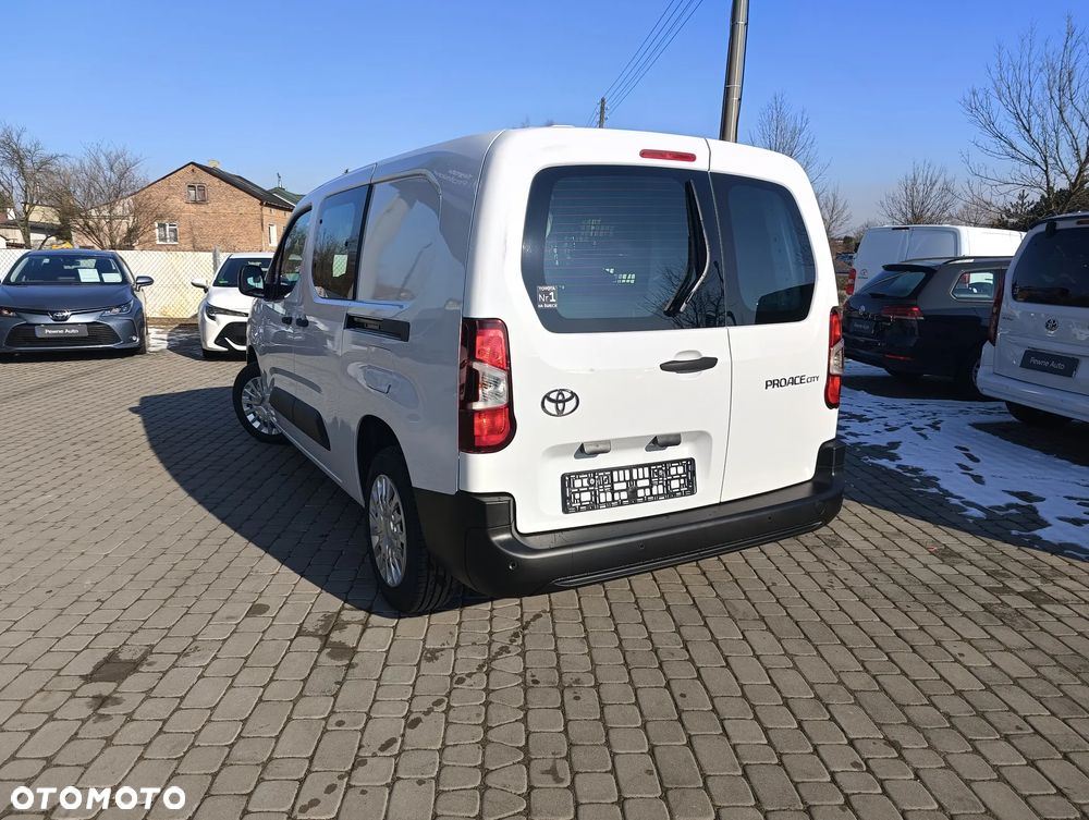 Toyota Proace City - 4