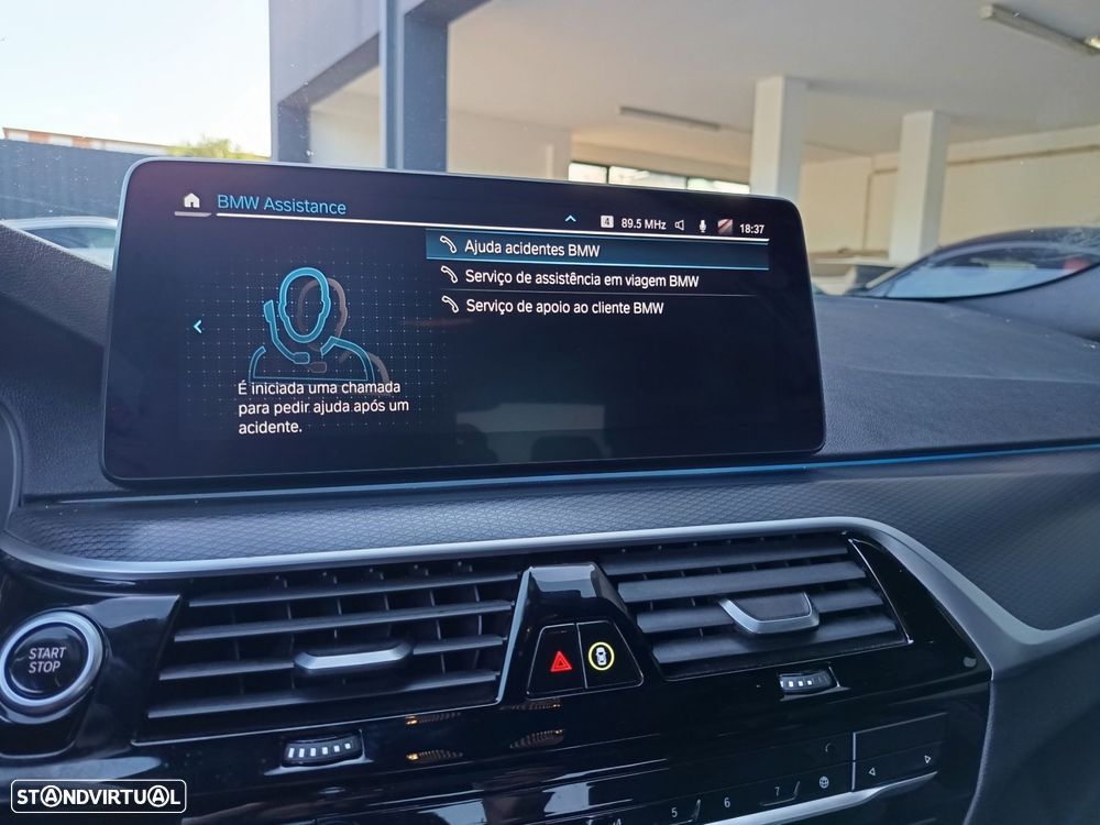 BMW 530 e Pack M - 12