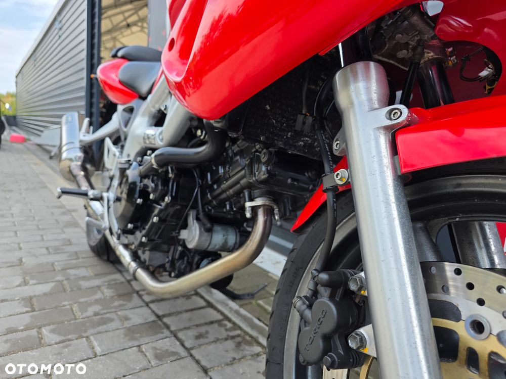 Suzuki SV - 26