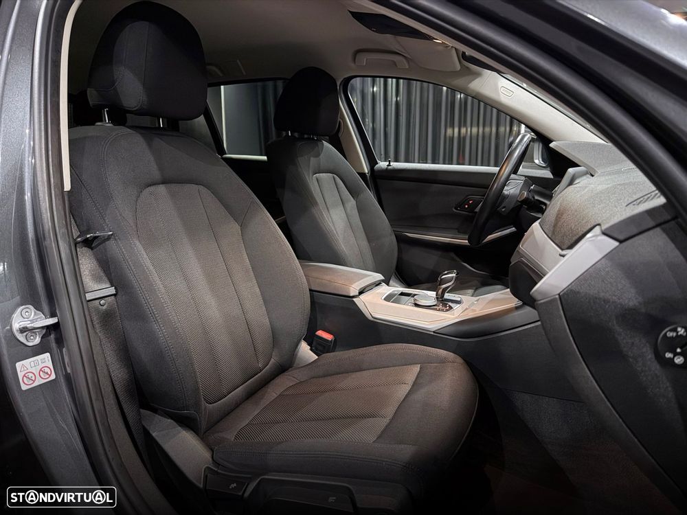 BMW 330 e Corporate Edition Auto - 36