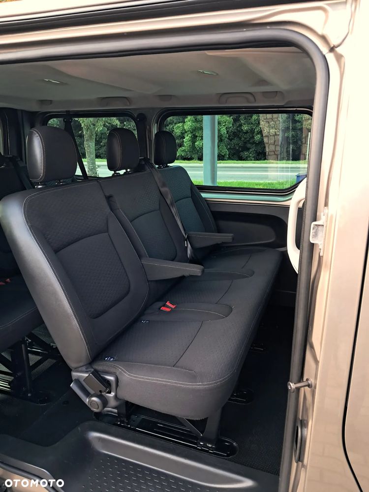 Opel Vivaro - 13
