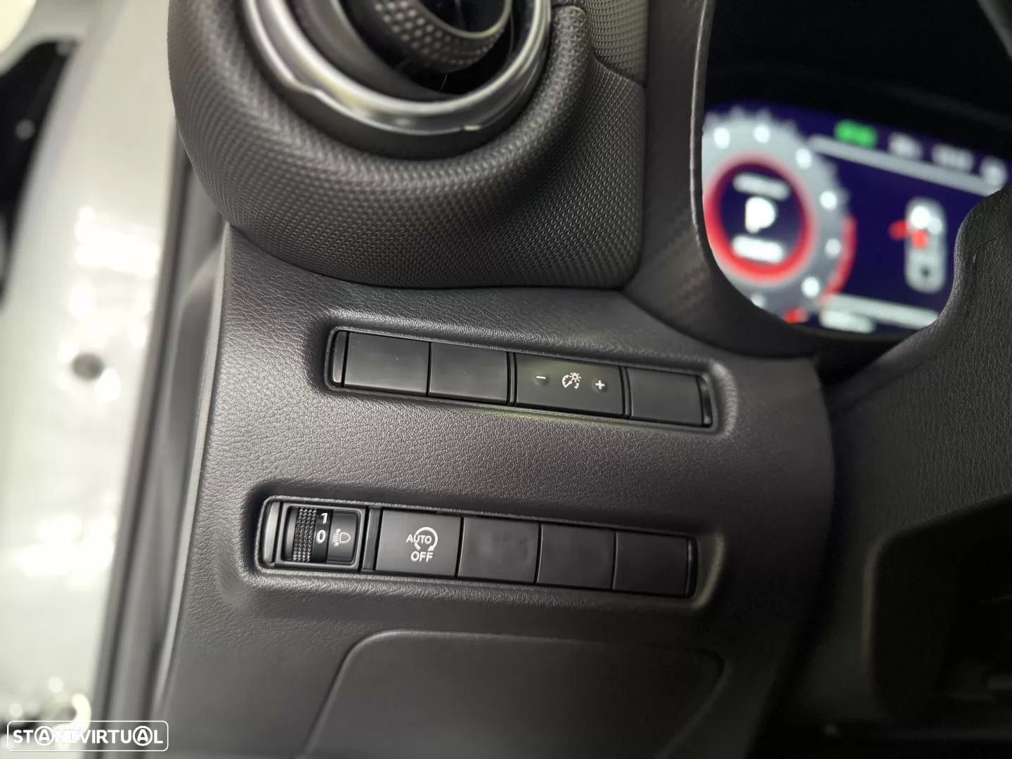 Nissan Juke 1.0 DIG-T N-Connecta NAV. DCT - 45
