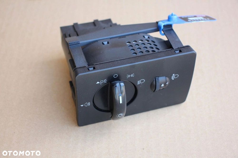 Przełącznik włącznik świateł FORD FOCUS MK2 7M5T-13A024-EA - 2