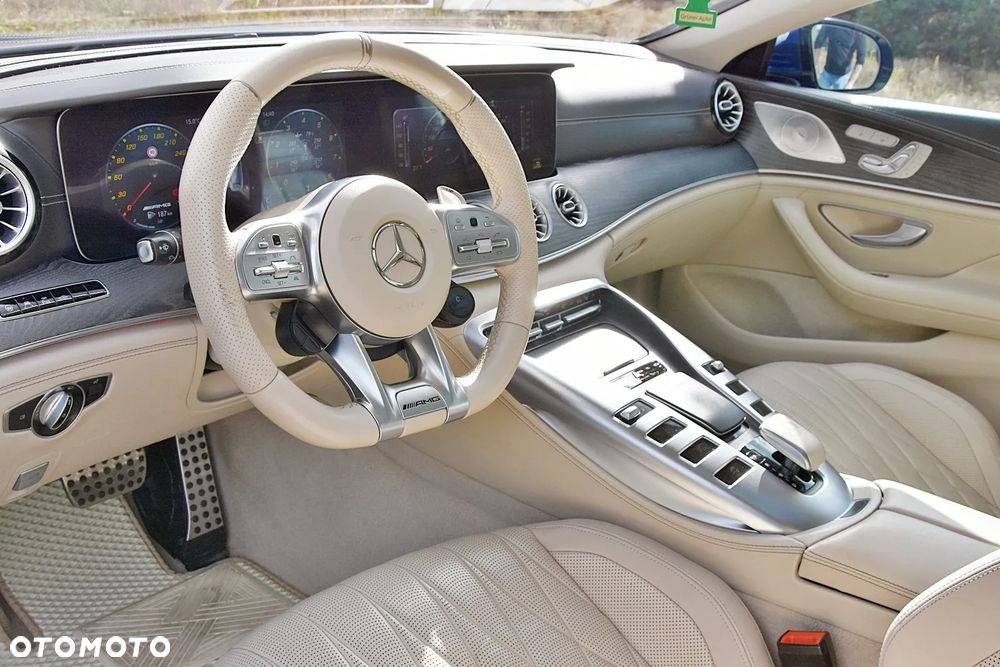 Mercedes-Benz AMG GT - 22
