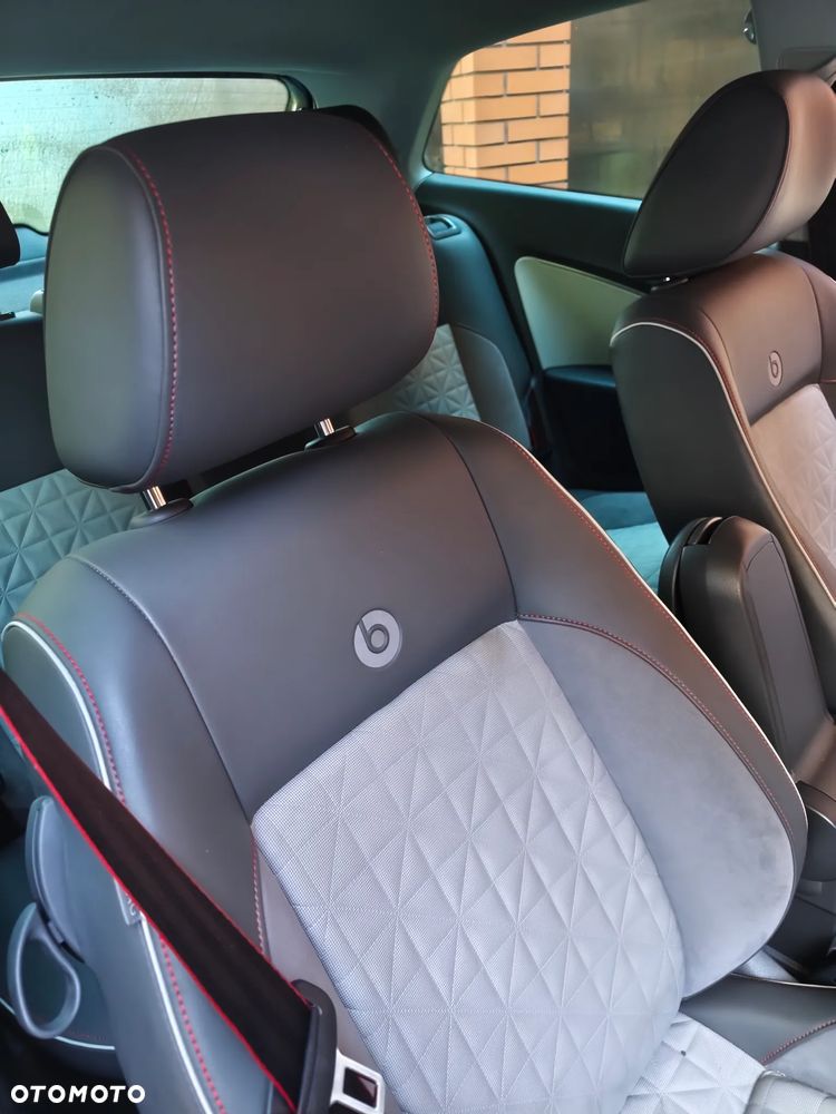 Volkswagen Polo 1.2 TSI Blue Motion Technology beats - 14