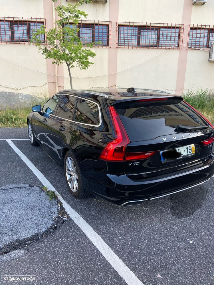 Volvo V90 2.0 T8 Momentum AWD Geartronic - 7