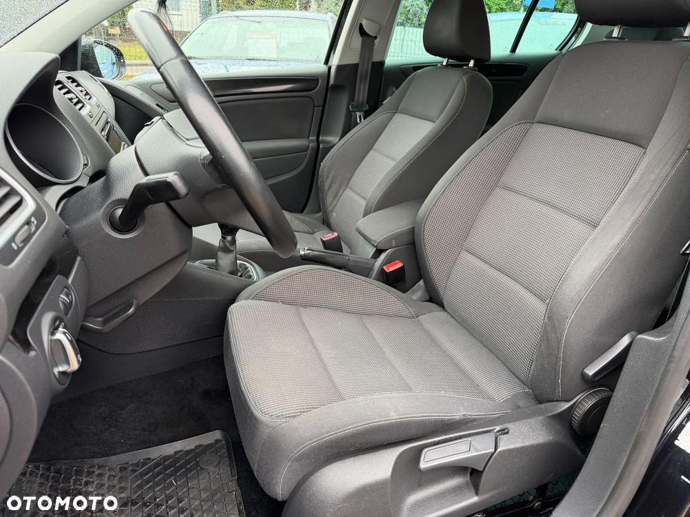 Volkswagen Golf 1.6 TDI DPF BlueMotion Technology Team - 10