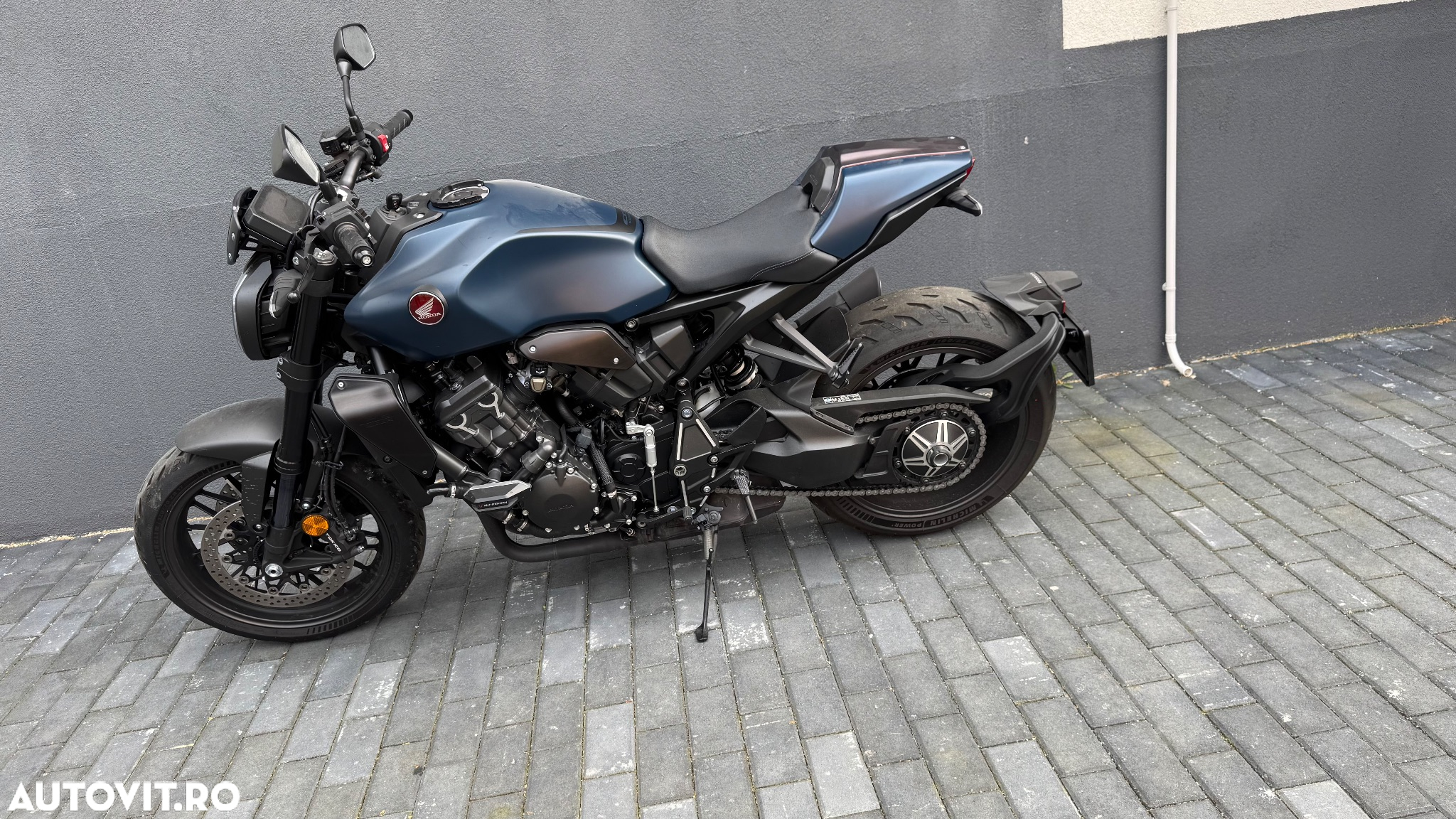 Honda CB 1000R - 2