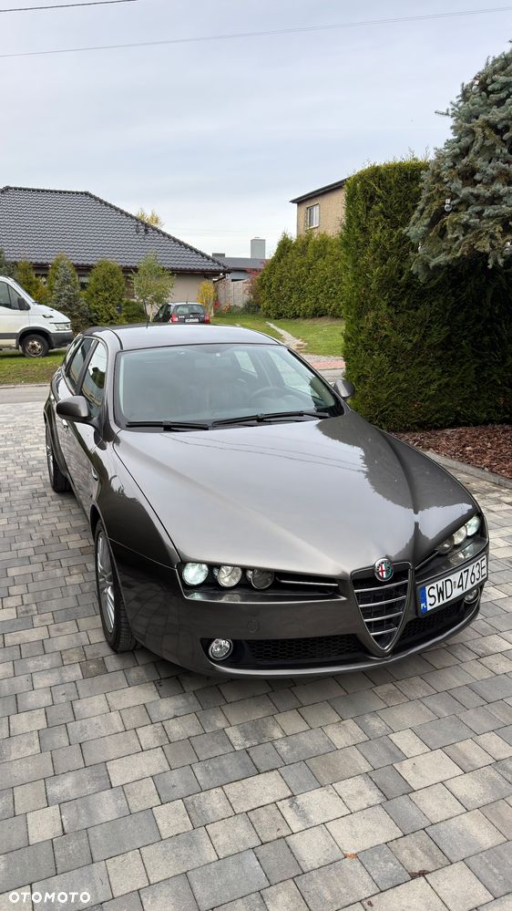 Alfa Romeo 159 2009 photo 3