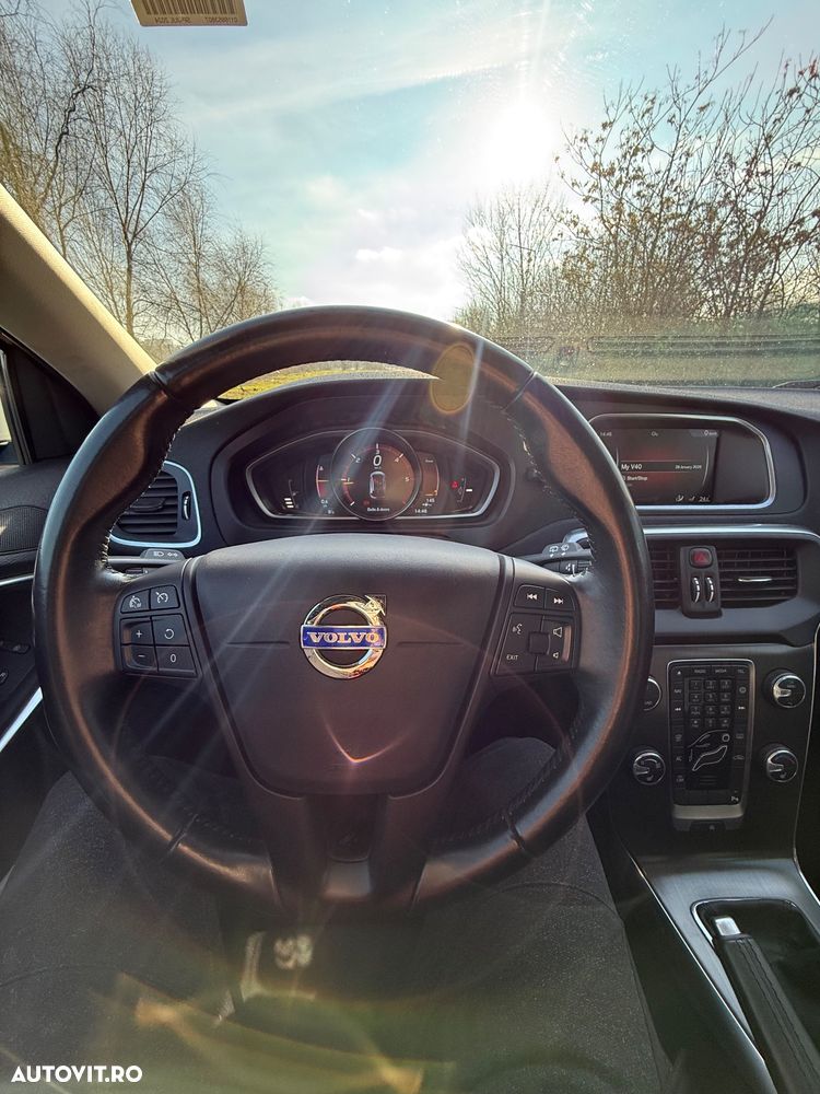 Volvo V40 D2 You - 6