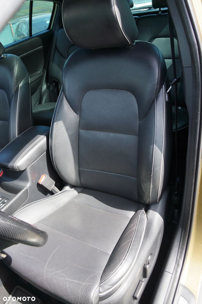 Kia Sportage 2,0 CRDI AWD GT Line - 29