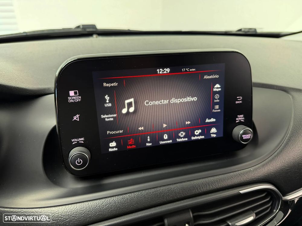 Fiat Tipo Station Wagon 1.0 GSE T3 City Life - 16