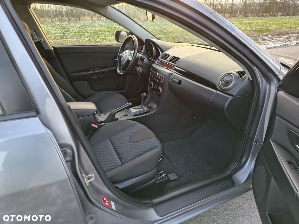 Mazda 3 1.6 Active - 21