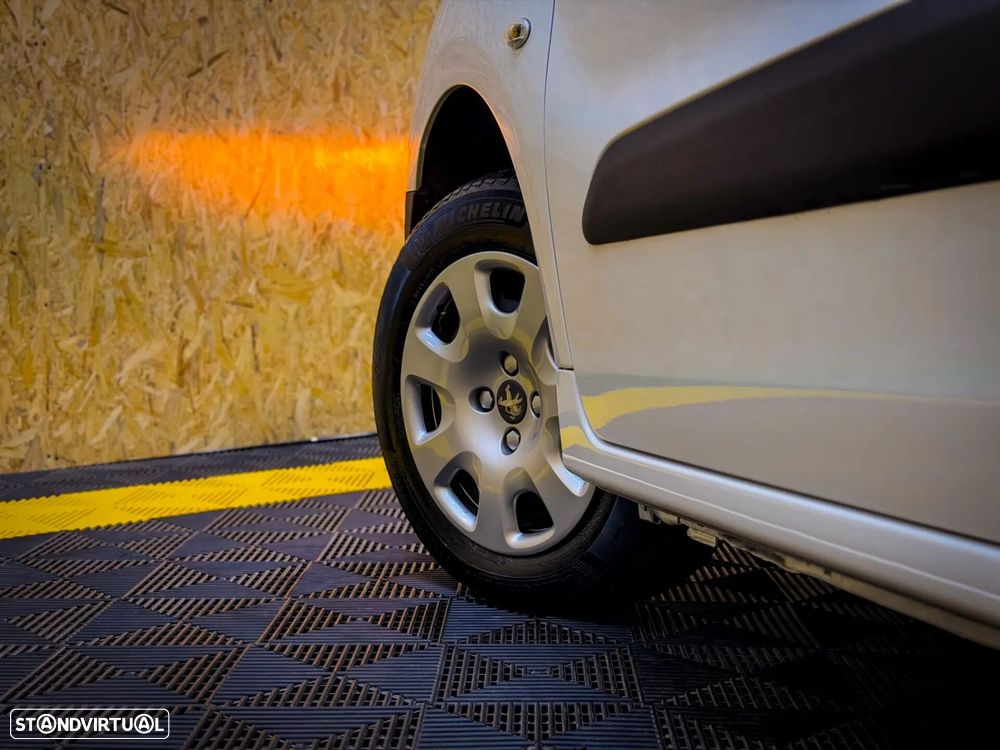 Peugeot Partner 1.6 HDi Confort - 13