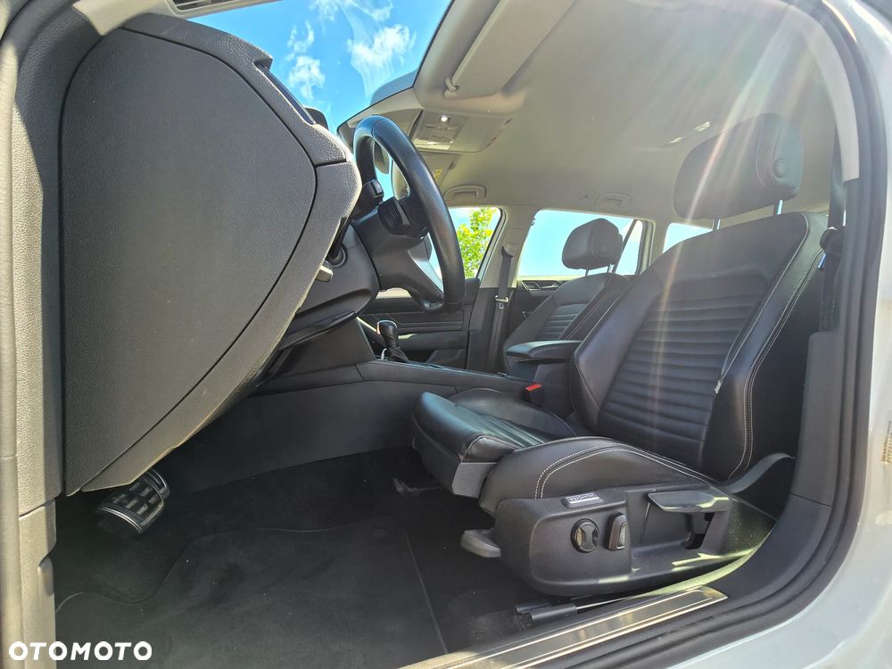 Volkswagen Passat Alltrack 2.0 TDI SCR 4Motion DSG - 13