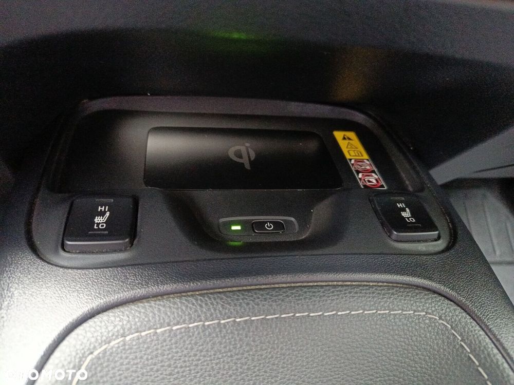 Toyota Corolla 1.8 Hybrid Style - 20