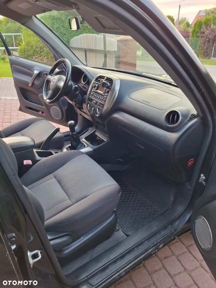 Toyota RAV4 2.0 D-4D 4x4 - 7