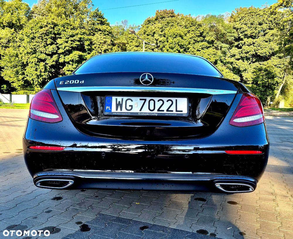 Mercedes-Benz Klasa E 200 d 9G-TRONIC - 4