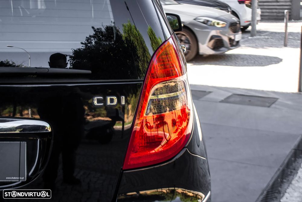 Mercedes-Benz A 180 CDI Avantgarde - 11