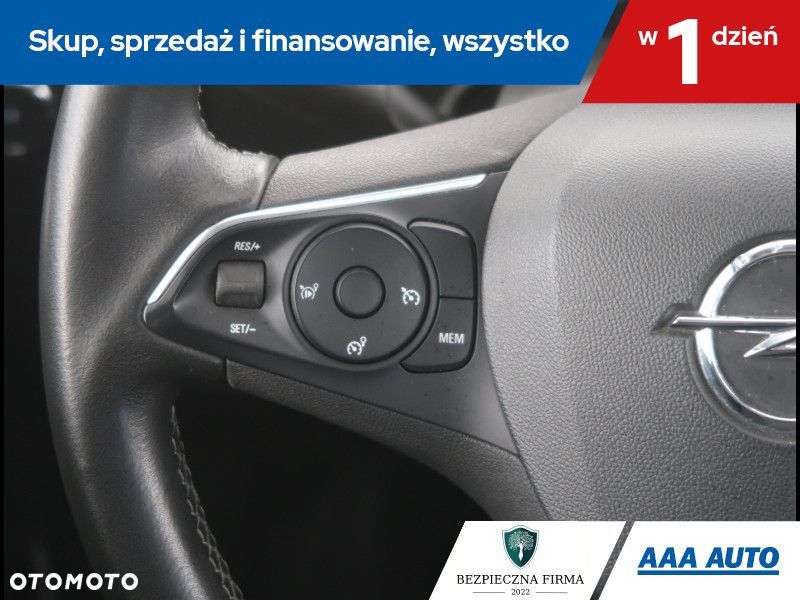 Opel Crossland X - 17