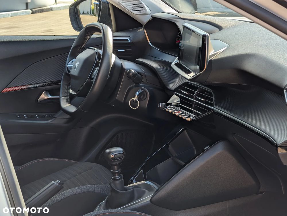 Peugeot 2008 PureTech 130 Active - 31