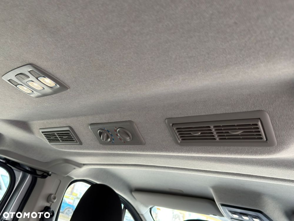 Renault Trafic - 21