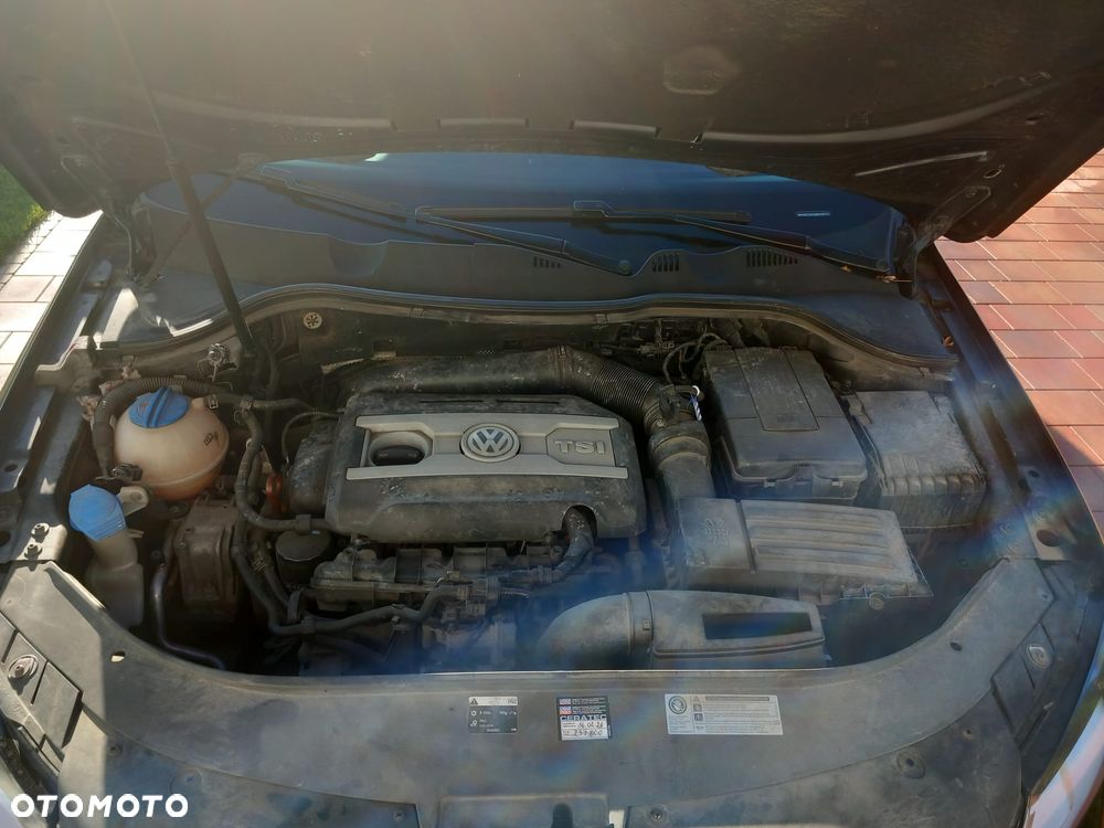 Volkswagen Passat - 22