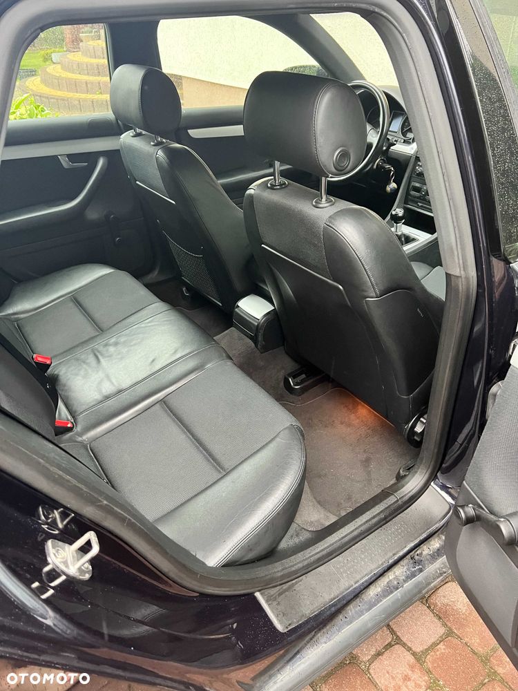 Audi A4 Avant - 6