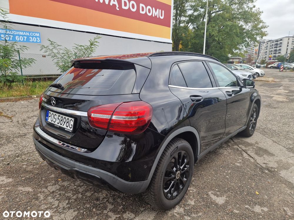 Mercedes-Benz Gla 2017 photo 2