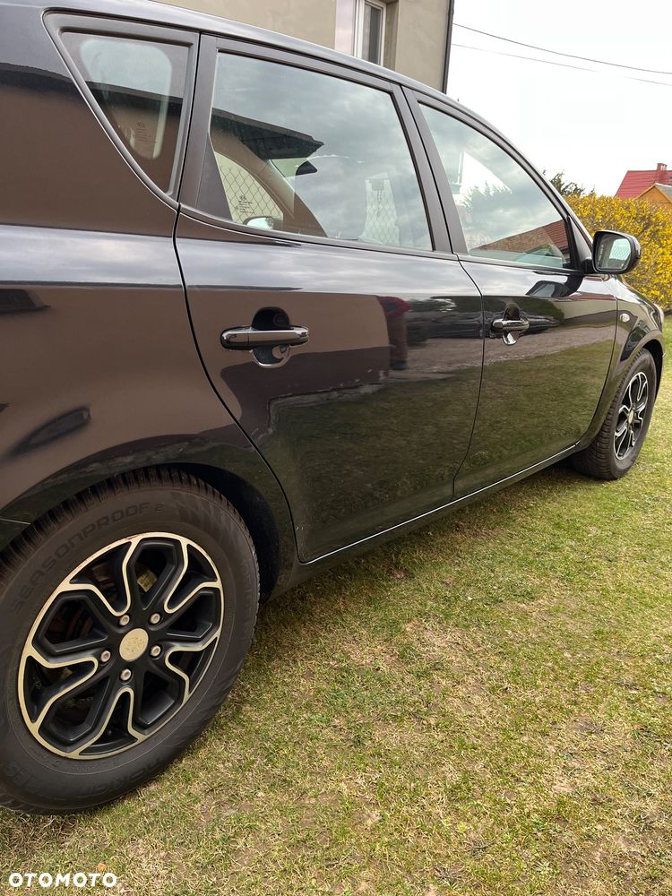 Kia Ceed 1.4 M - 15
