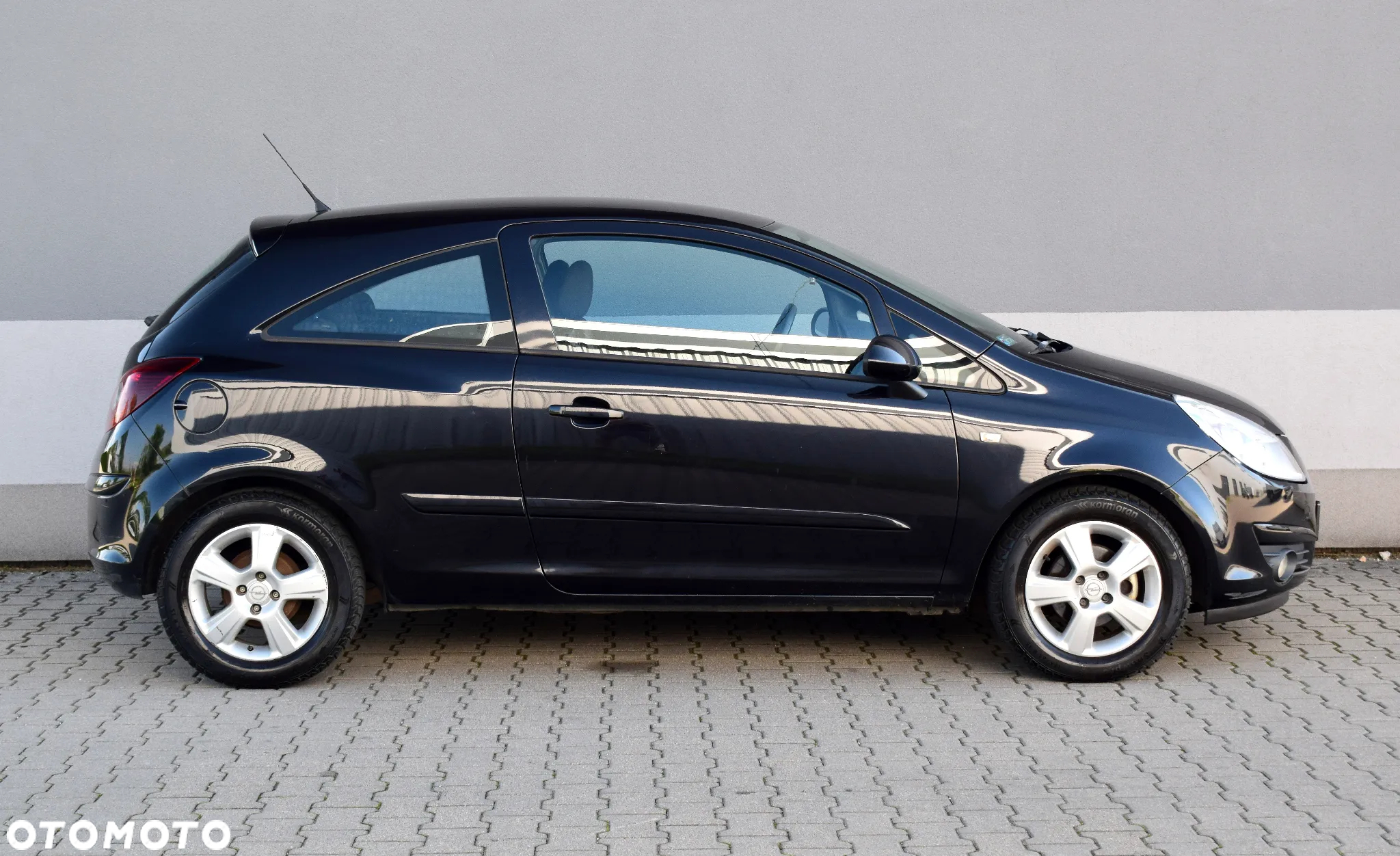 Opel Corsa 1.2 16V Cosmo - 6
