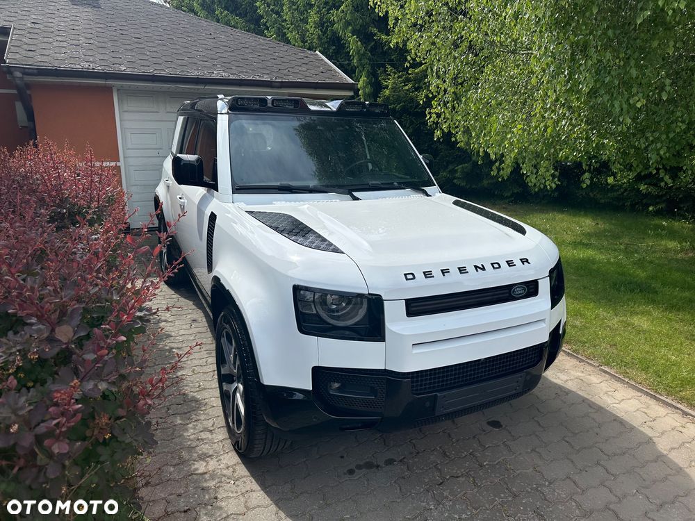 Land Rover Defender 110 2.0 D240 SE - 5
