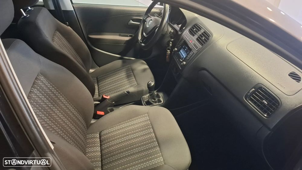 VW Polo 1.4 TDi BlueMotion - 12