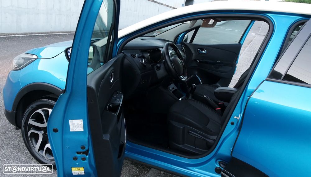 Renault Captur 0.9 TCE Exclusive XMOD - 37