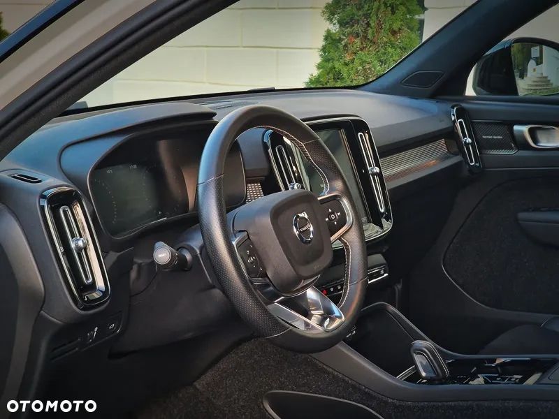 Volvo XC 40 T5 AWD R-Design - 15