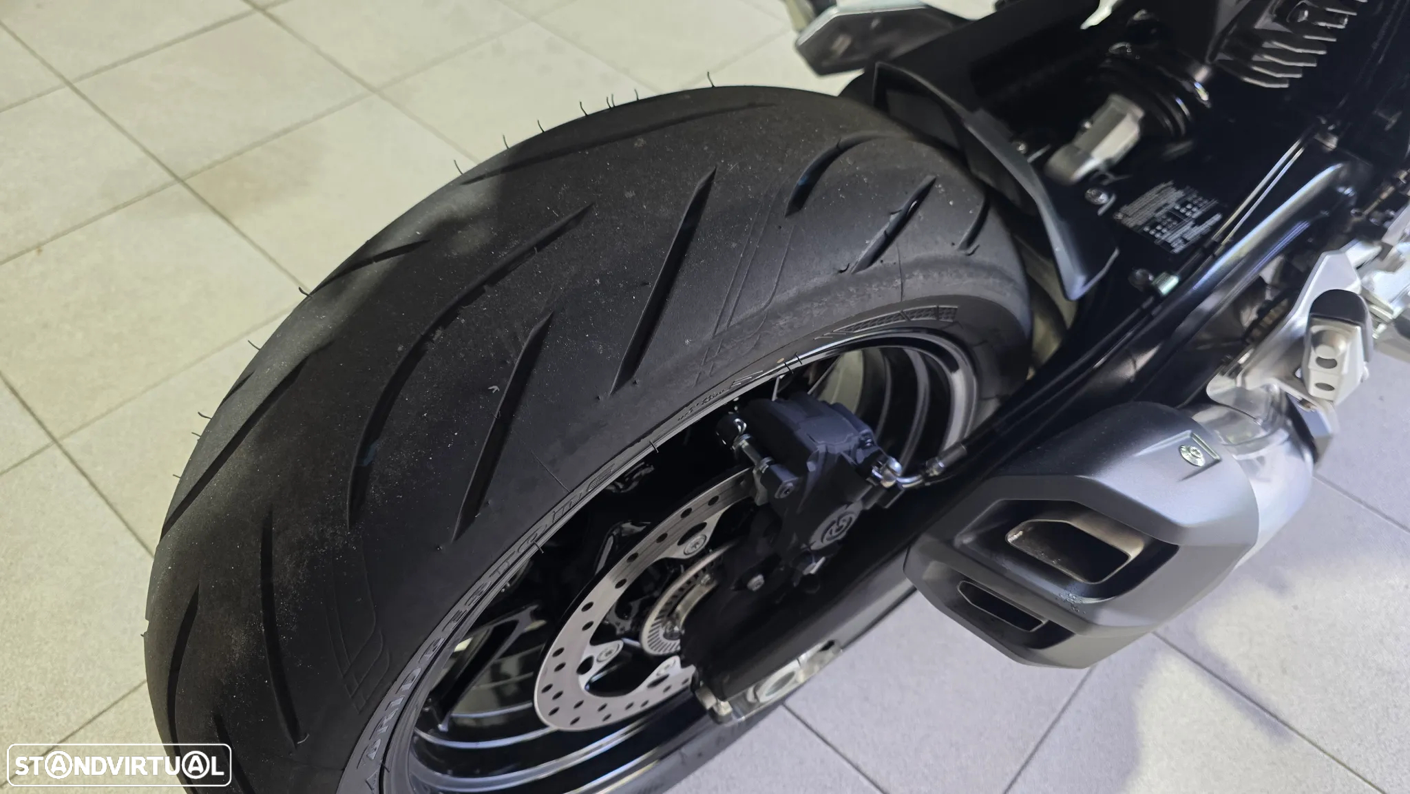 BMW F 900 R Style Sport 1 dono/1060kms - 17