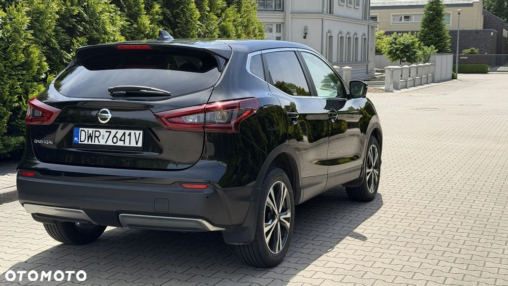 Nissan Qashqai 1.3 DIG-T N-Connecta DCT - 5