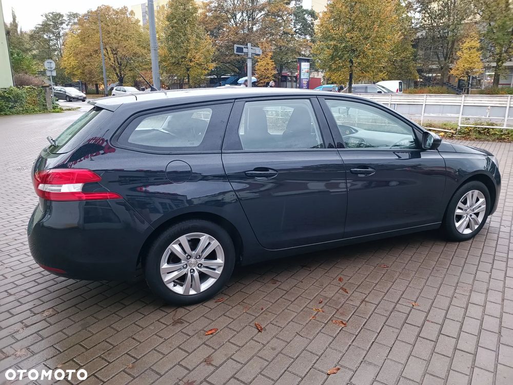 Peugeot 308 1.2 PureTech Active S&S EAT6 - 8