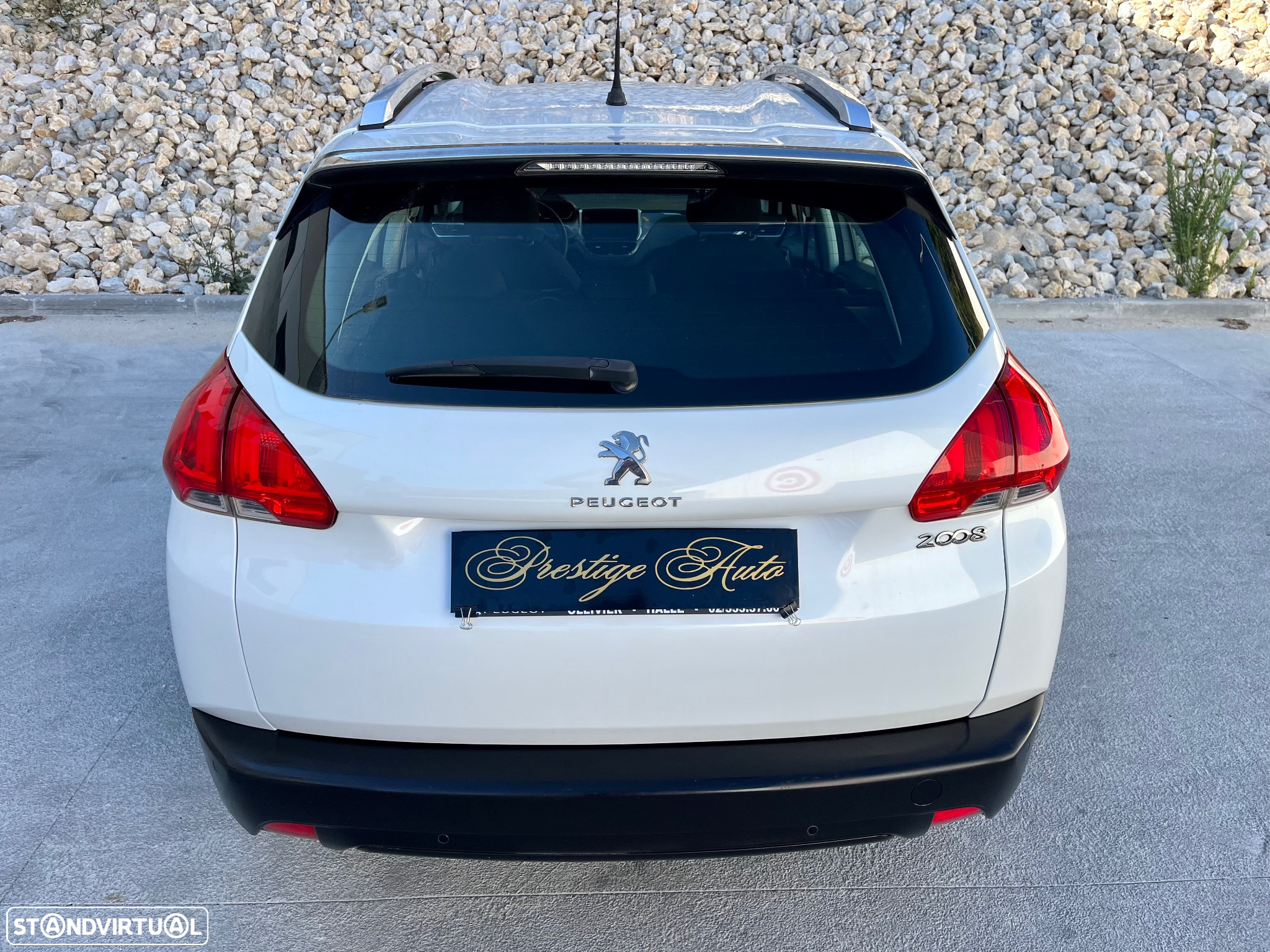 Peugeot 2008 1.2 PureTech Active - 14