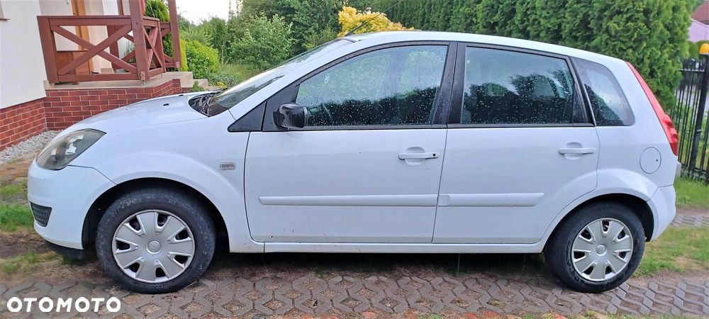 Ford Fiesta 1.4 TDCI - 4