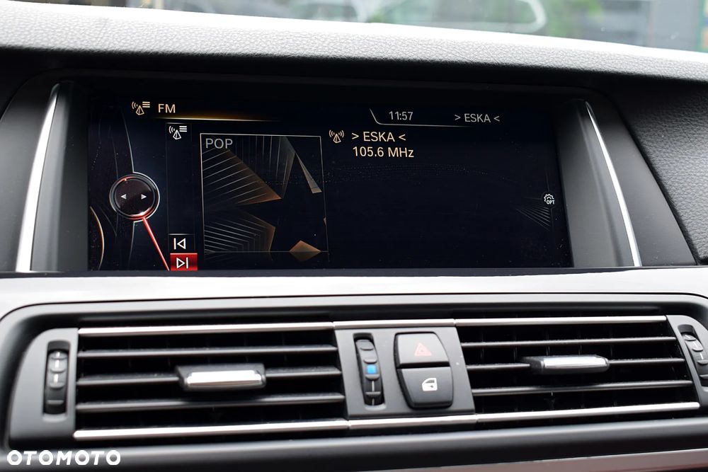 BMW Seria 5 535i xDrive Luxury Line - 15