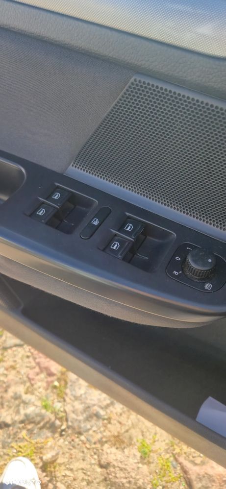 Volkswagen Golf - 9