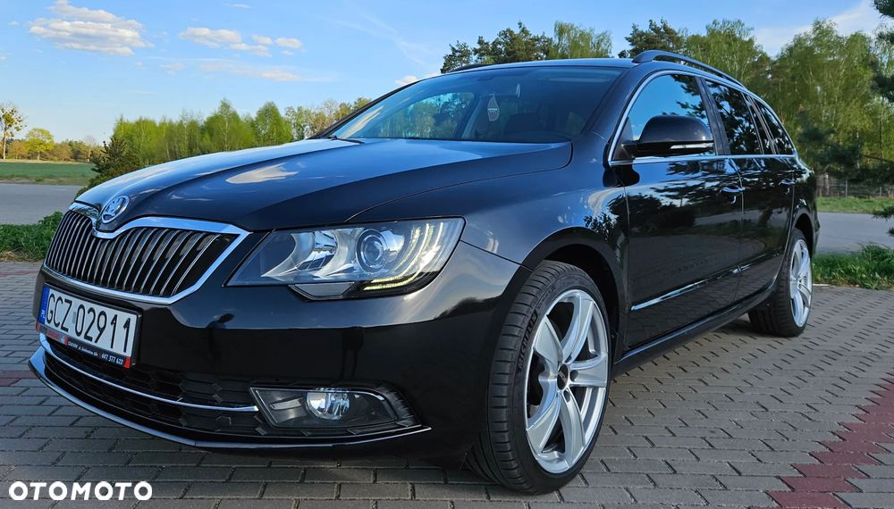 Skoda Superb 2.0 TDI 4x4 Ambition DSG - 1