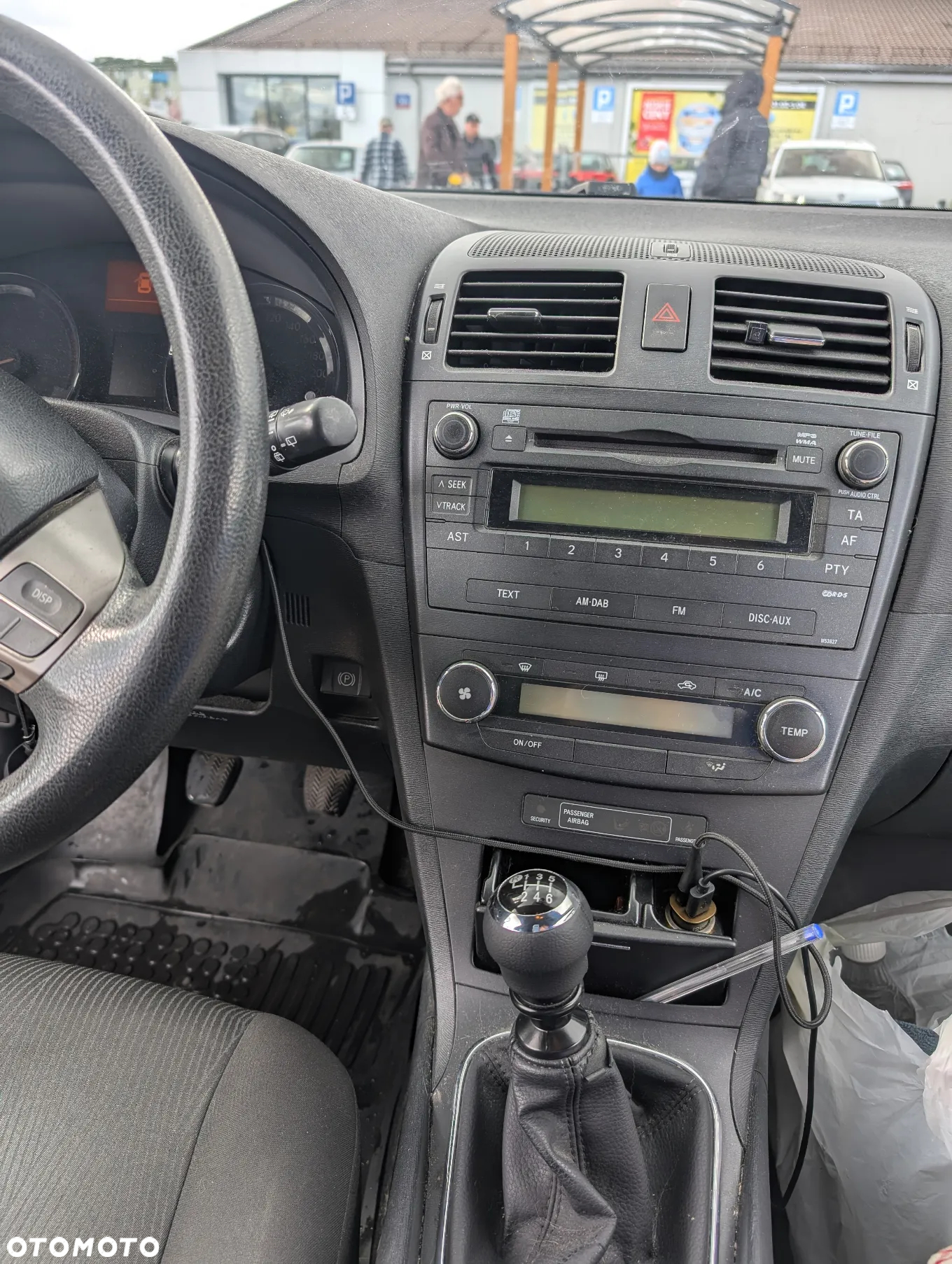 Toyota Avensis - 4