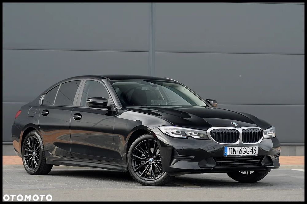 BMW Seria 3 320i - 3