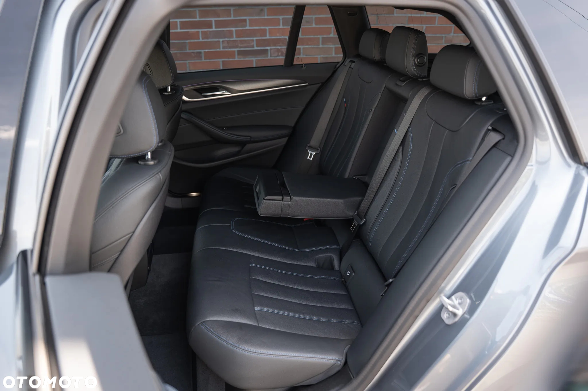 BMW Seria 5 520d xDrive Touring M Sport Edition - 33